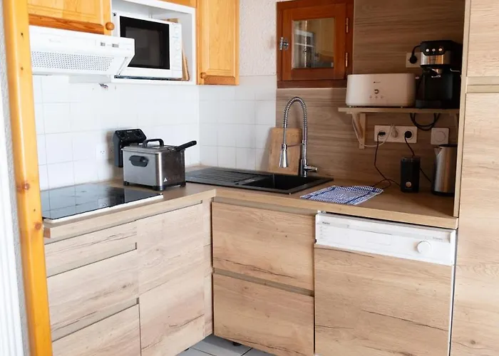 Ferienhaus Maison Familiale - 4 Avec Balcon Et Cheminee - 8 Personnes *