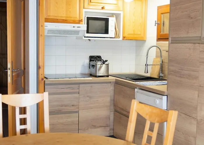 Ferienhaus Maison Familiale - 4 Avec Balcon Et Cheminee - 8 Personnes